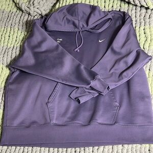 Nike Therma-Fit Hoodie